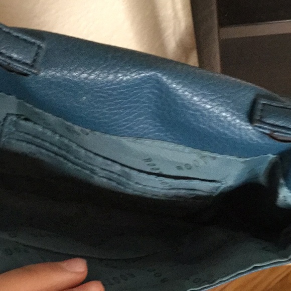 Roots Strap Bag - Picture 5 of 6